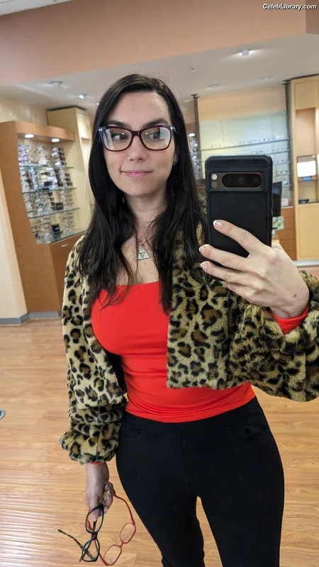 Trisha Hershberger photo 18 of 1447