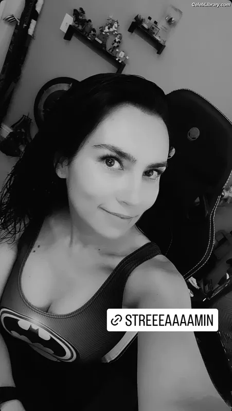 Trisha Hershberger photo 7 of 1447