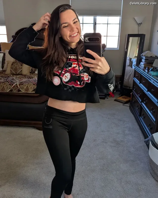 Trisha Hershberger photo 19 of 1447