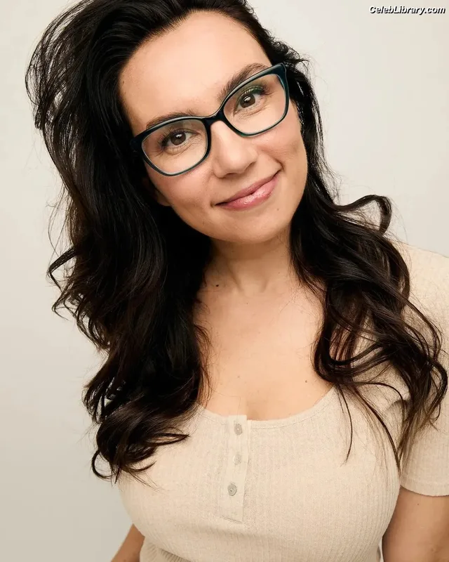 Trisha Hershberger photo 21 of 1447