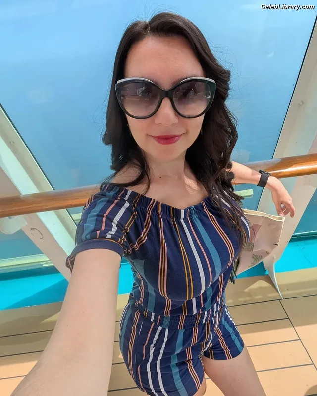Trisha Hershberger photo 8 of 1447