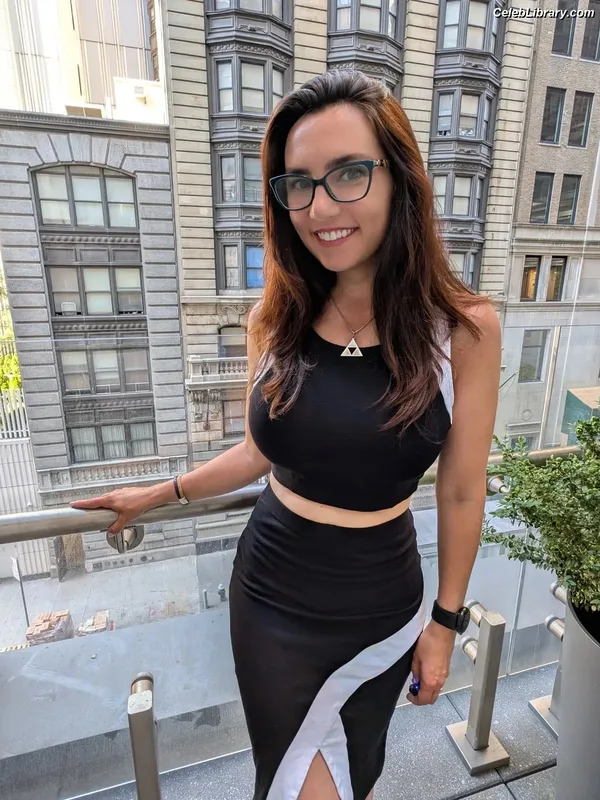 Trisha Hershberger photo 7 of 1447