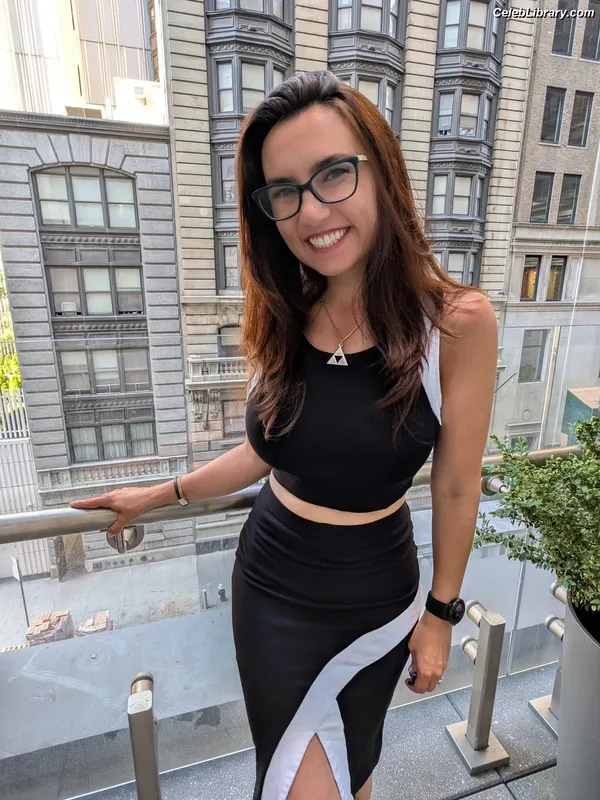 Trisha Hershberger photo 9 of 1447
