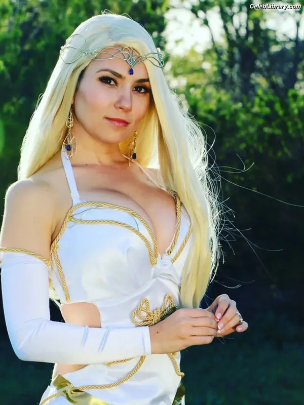 Trisha Hershberger photo 10 of 1447