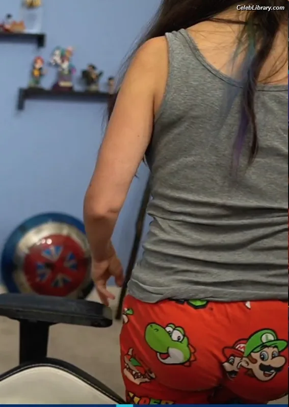 Trisha Hershberger photo 13 of 1447