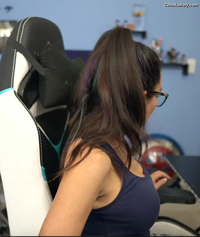 Trisha Hershberger photo 21 of 1447