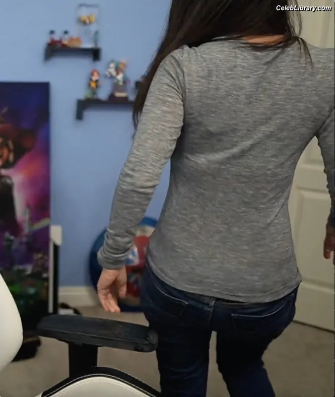 Trisha Hershberger photo 23 of 1447