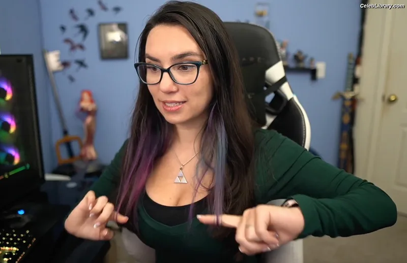 Trisha Hershberger photo 2 of 1447
