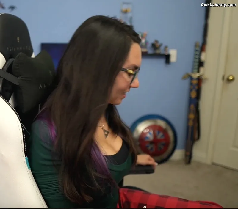 Trisha Hershberger photo 4 of 1447