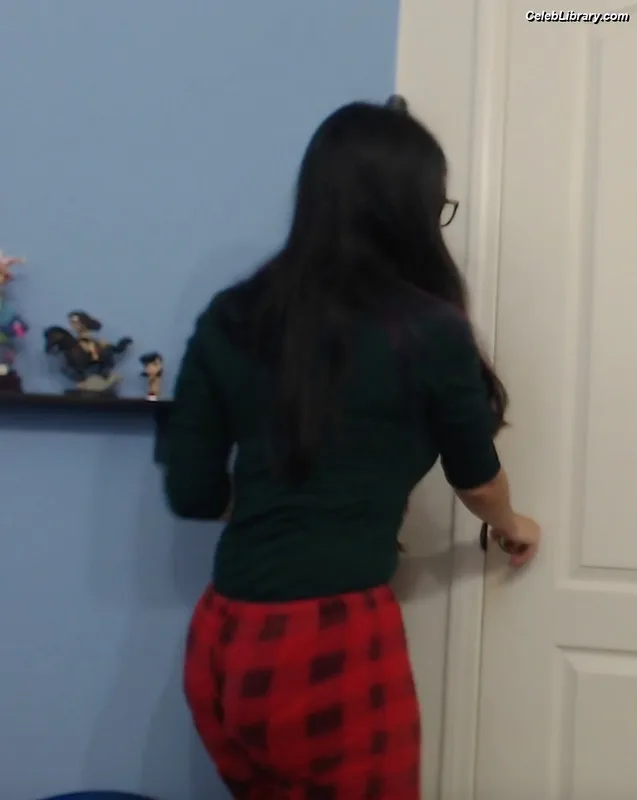 Trisha Hershberger photo 5 of 1447