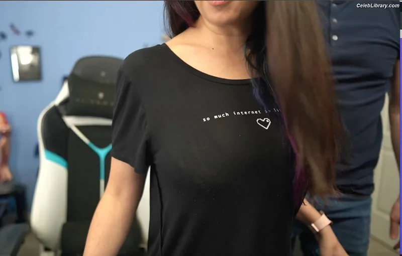 Trisha Hershberger photo 22 of 1447