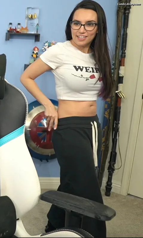 Trisha Hershberger photo 14 of 1447