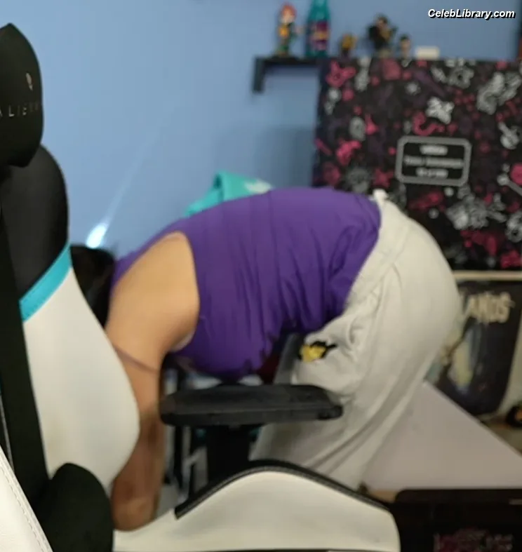 Trisha Hershberger photo 1 of 1447