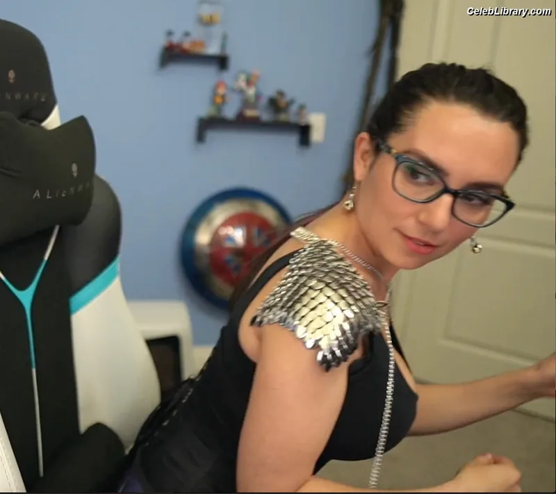 Trisha Hershberger photo 7 of 1447