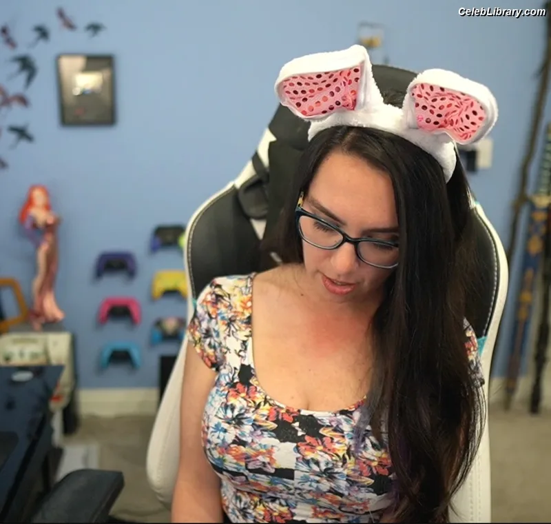 Trisha Hershberger photo 24 of 1447