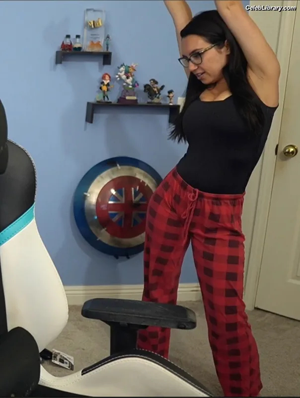 Trisha Hershberger photo 17 of 1447