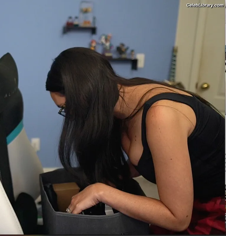 Trisha Hershberger photo 24 of 1447