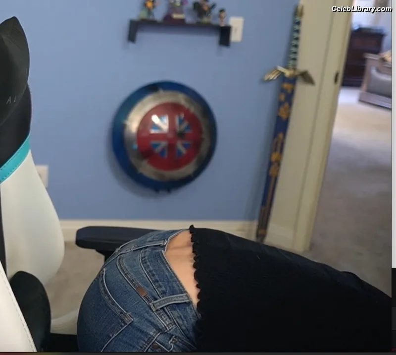 Trisha Hershberger photo 9 of 1447
