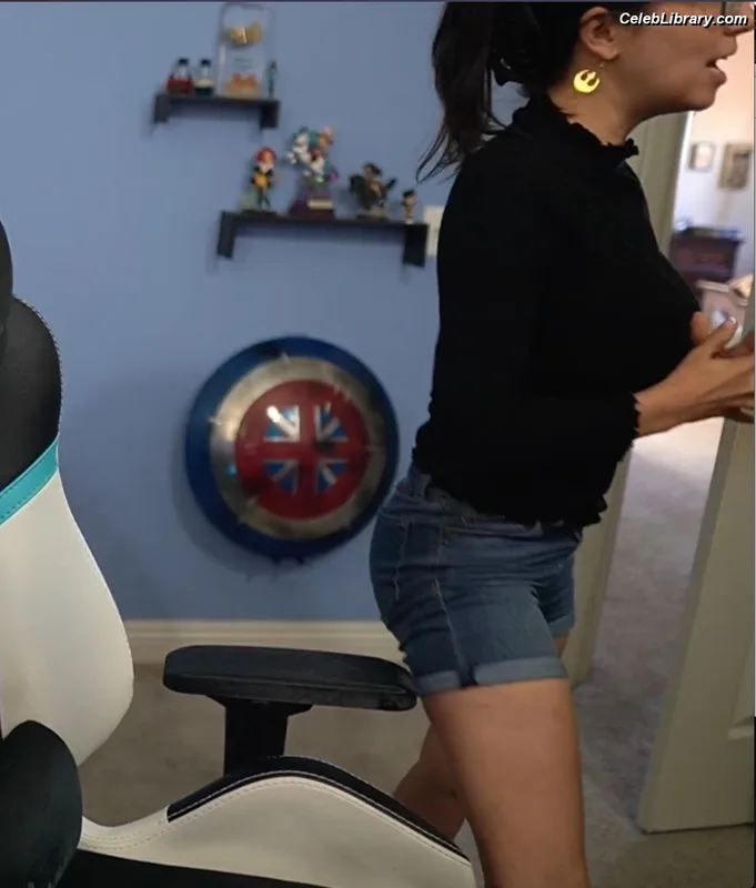 Trisha Hershberger photo 13 of 1447