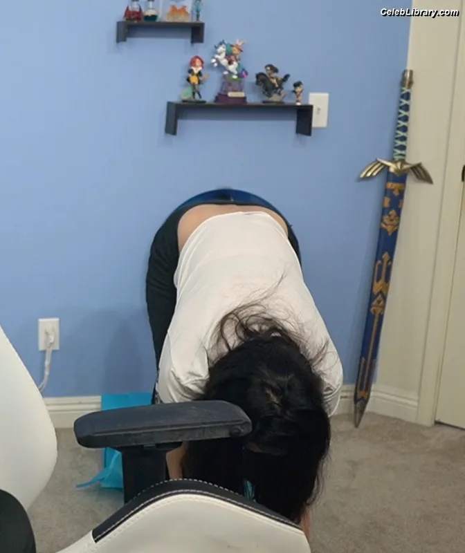 Trisha Hershberger photo 4 of 1447