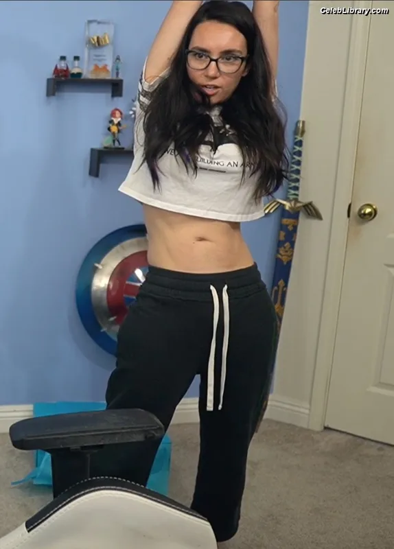Trisha Hershberger photo 8 of 1447