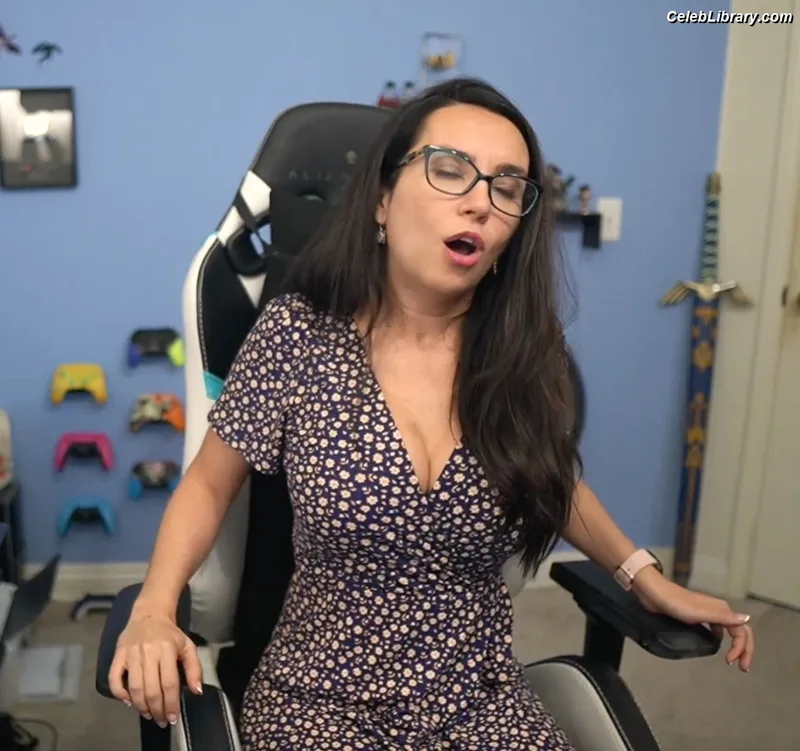 Trisha Hershberger photo 14 of 1447