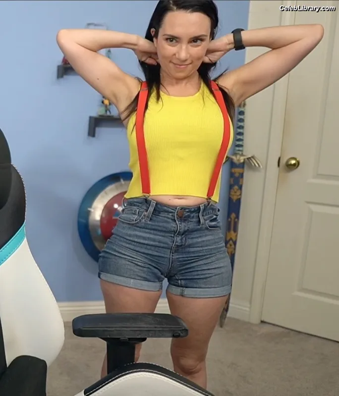 Trisha Hershberger photo 12 of 1447