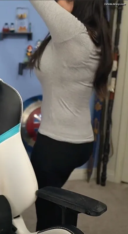 Trisha Hershberger photo 2 of 1447