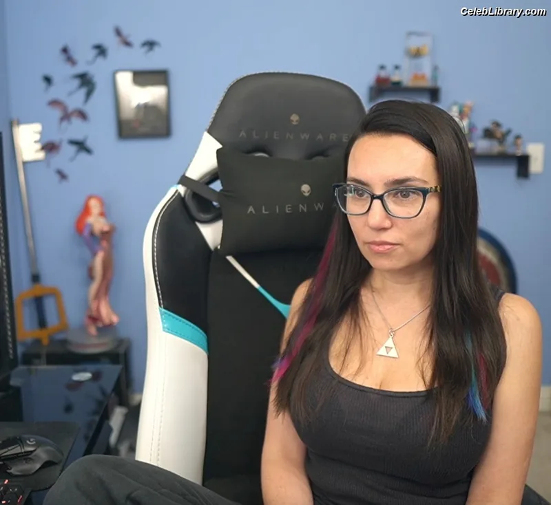 Trisha Hershberger photo 24 of 1447