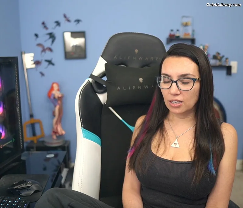 Trisha Hershberger photo 1 of 1447