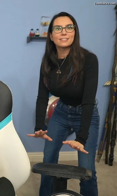 Trisha Hershberger photo 13 of 1447