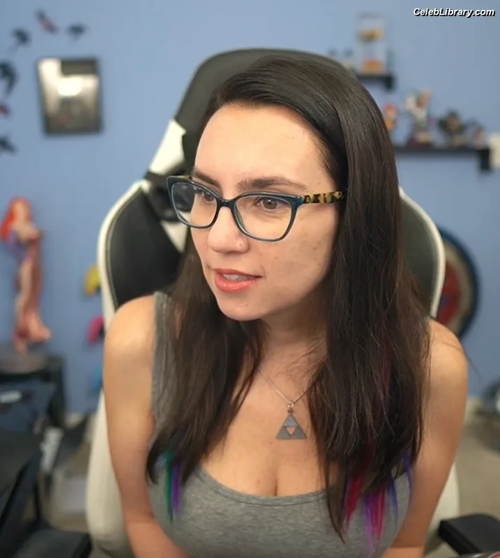 Trisha Hershberger photo 17 of 1447