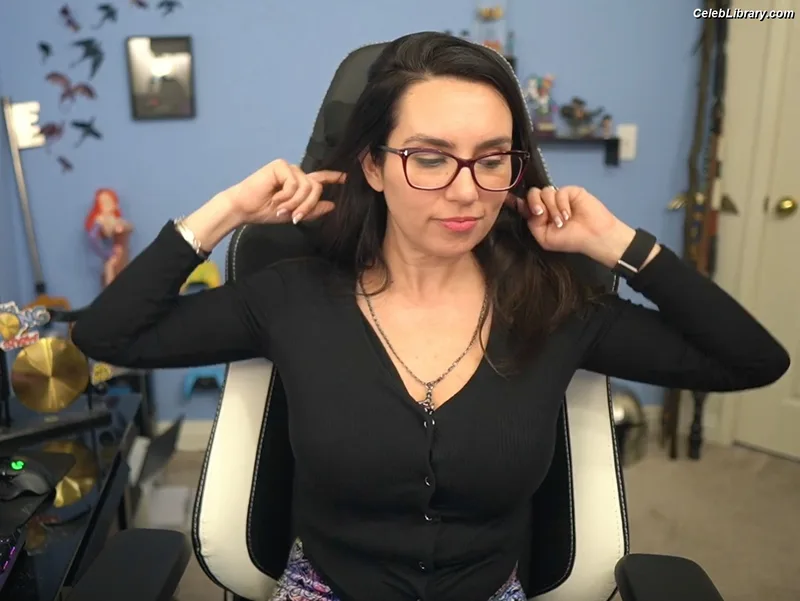 Trisha Hershberger photo 19 of 1447