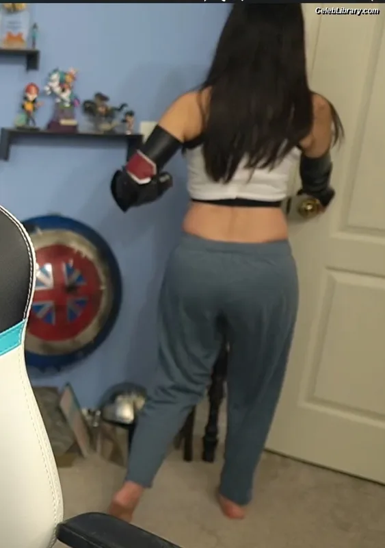 Trisha Hershberger photo 24 of 1447