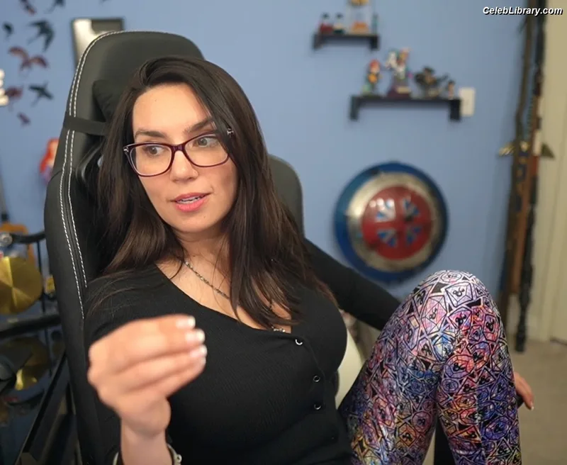 Trisha Hershberger photo 2 of 1447