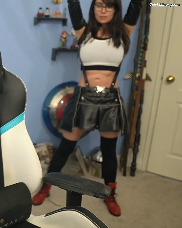 Trisha Hershberger photo 9 of 1447