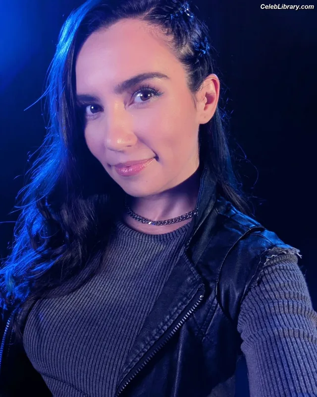 Trisha Hershberger photo 18 of 1447