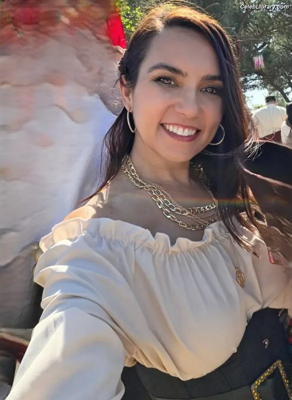Trisha Hershberger photo 5 of 1447