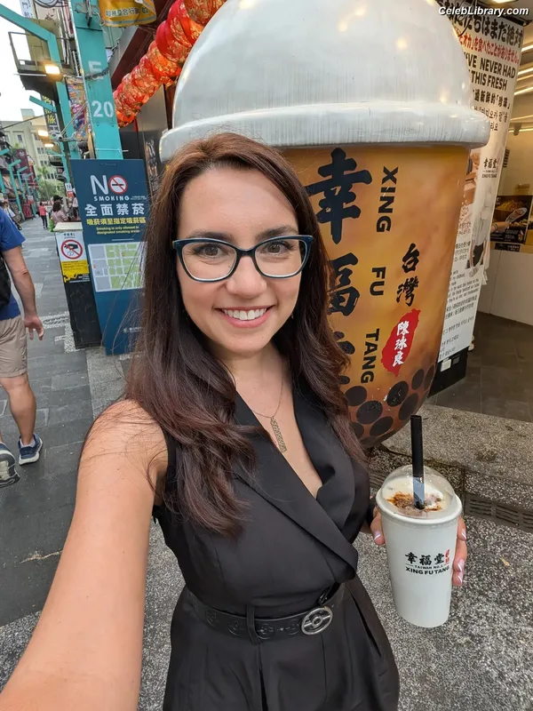Trisha Hershberger photo 6 of 1447