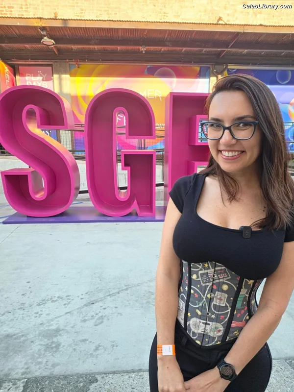 Trisha Hershberger photo 14 of 1447