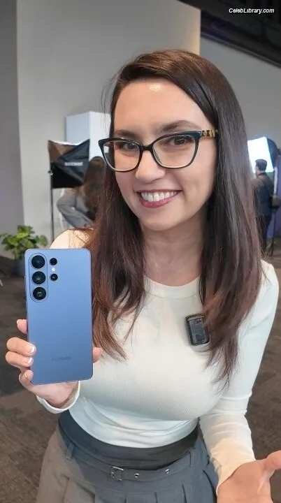 Trisha Hershberger photo 21 of 1447