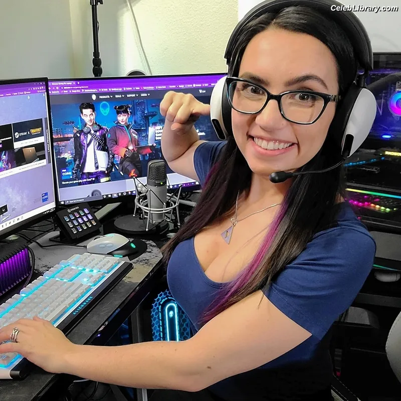 Trisha Hershberger photo 22 of 1447