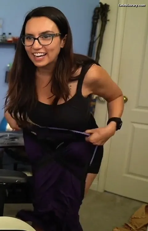Trisha Hershberger photo 4 of 1447