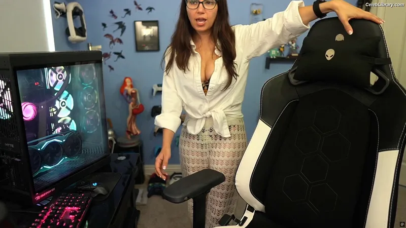 Trisha Hershberger photo 9 of 1447