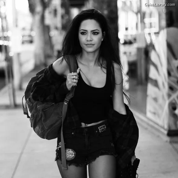 Tristin Mays photo 4 of 91