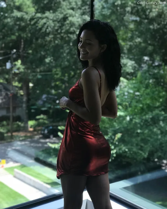 Tristin Mays photo 24 of 91