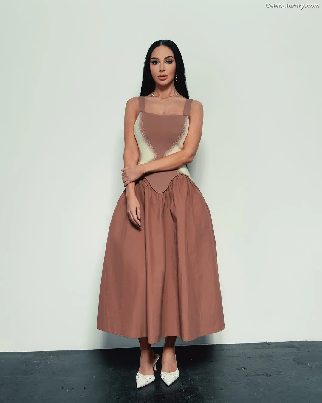 Tulisa Contostavlos photo 20 of 282