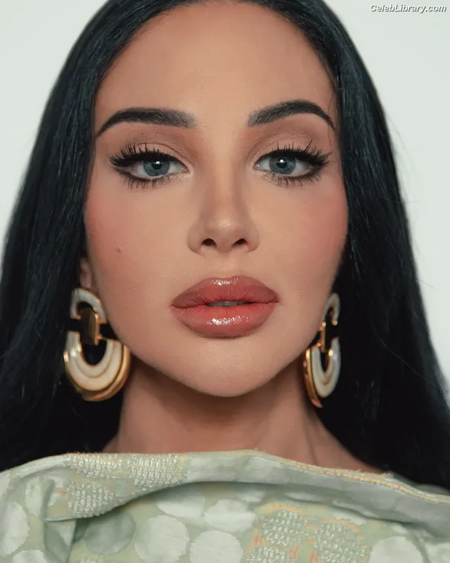 Tulisa Contostavlos photo 21 of 283