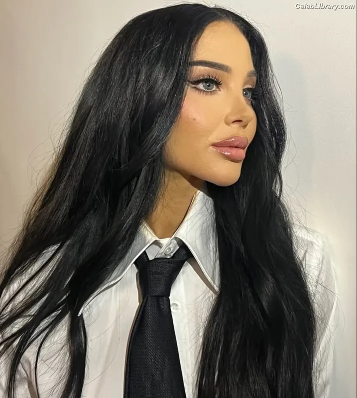 Tulisa Contostavlos photo 17 of 283
