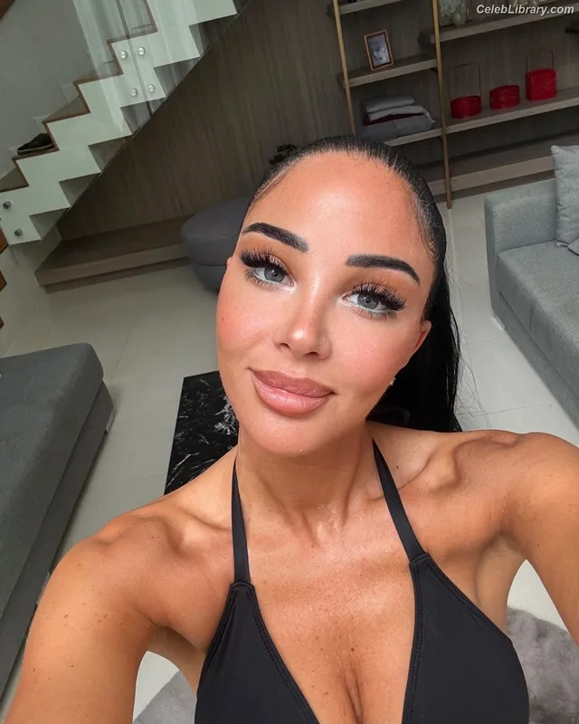 Tulisa Contostavlos photo 21 of 283